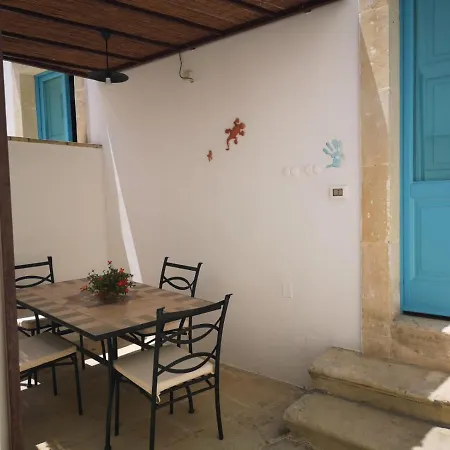 La Corte Dei Colori Holiday home Spongano